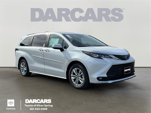 2025 Toyota Sienna XLE