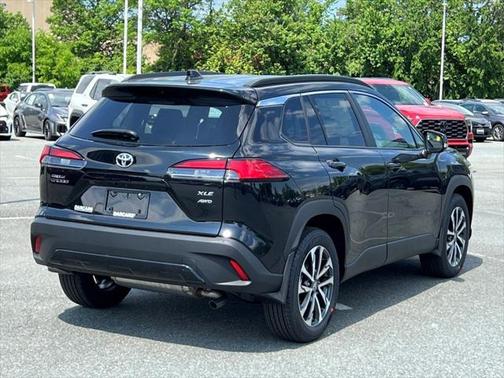 2025 Toyota Corolla Cross XLE