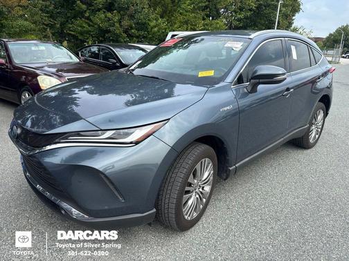 Coastal Gray Metallic 2021 Toyota Venza XLE