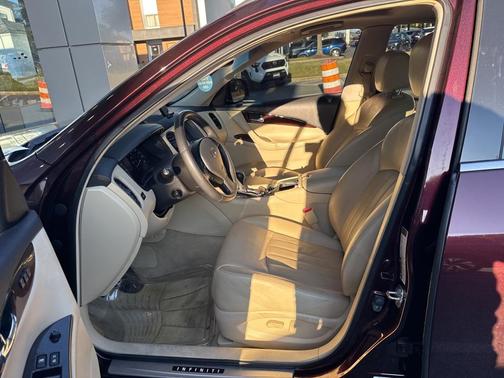 2017 INFINITI QX50 Base