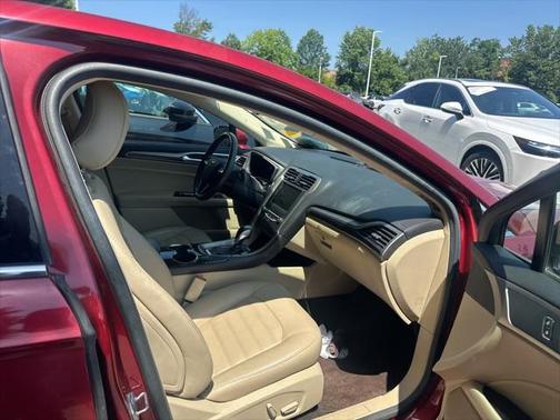 2015 Ford Fusion Hybrid SE