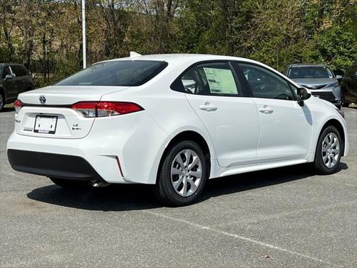 2025 Toyota Corolla Hybrid LE