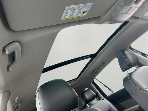 2023 Volkswagen Atlas 3.6L SE w/Technology