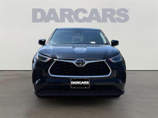 Midnight Black Metallic 2021 Toyota Highlander L
