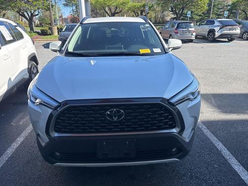 2024 Toyota Corolla Cross XLE