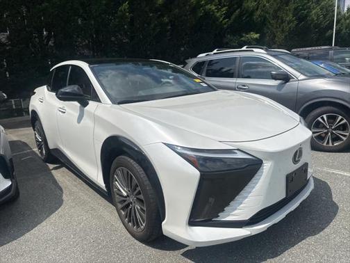 2023 Lexus RZ 450e Luxury