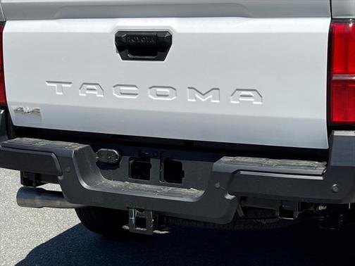 2025 Toyota Tacoma SR