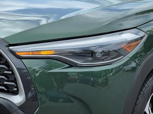 2024 Toyota Corolla Cross XLE