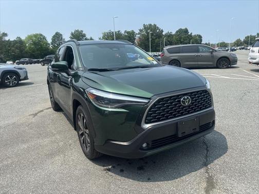 2024 Toyota Corolla Cross XLE
