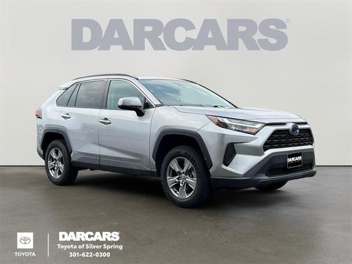 2022 Toyota RAV4 Hybrid XLE