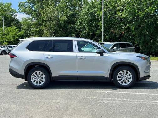 2025 Toyota Grand Highlander Hybrid XLE