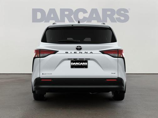 0089 2026 Toyota Sienna XLE