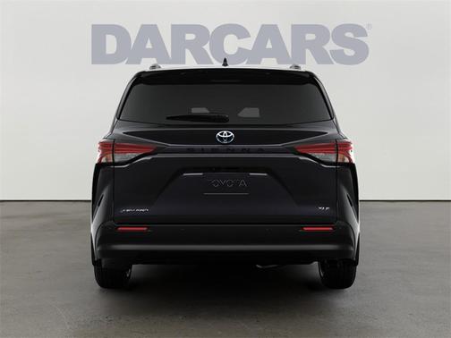 2025 Toyota Sienna XLE 7 Passenger