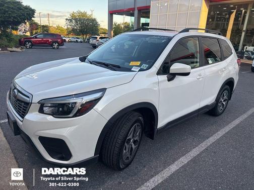 Crystal White Pearl 2021 Subaru Forester Premium