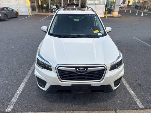 Crystal White Pearl 2021 Subaru Forester Premium