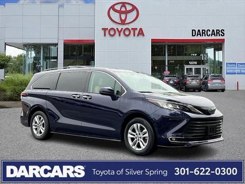 2022 Toyota Sienna XLE 7 Passenger