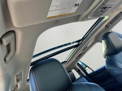 2025 Toyota Highlander Platinum