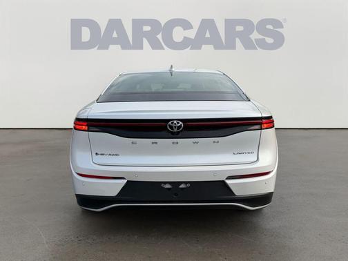 Oxygen White 2024 Toyota Crown Limited