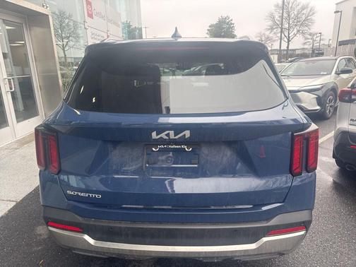 2024 Kia Sorento S
