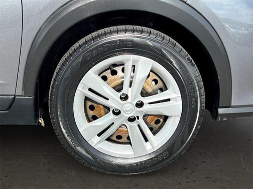 2023 Nissan Kicks S