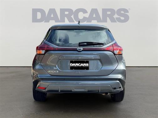 2023 Nissan Kicks S