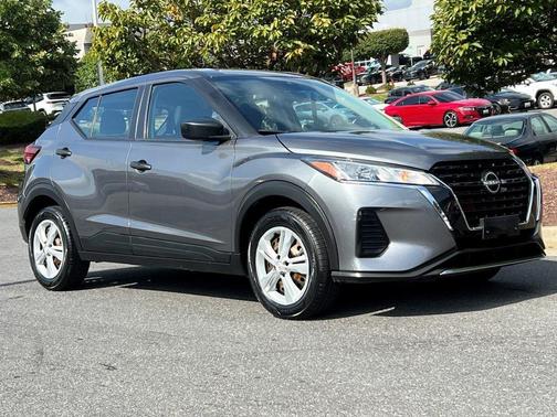2023 Nissan Kicks S