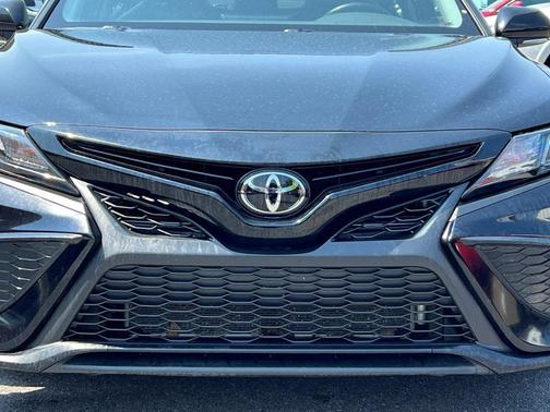 Midnight Black Metallic 2023 Toyota Camry SE