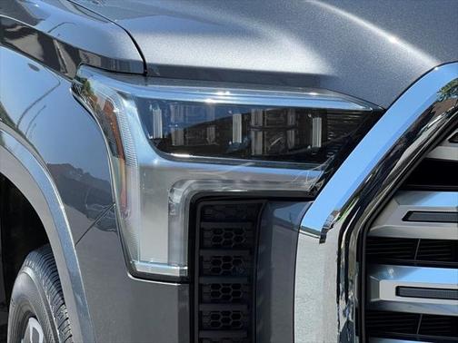 2025 Toyota Tundra Hybrid 1794 Edition