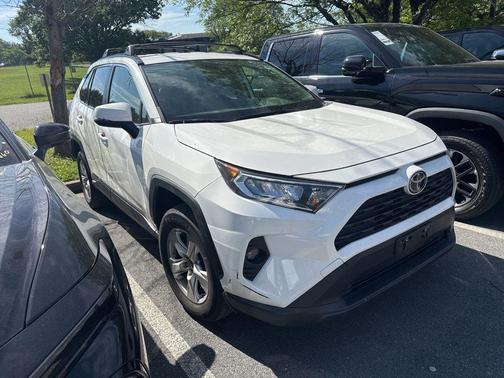 Super White 2020 Toyota RAV4 XLE