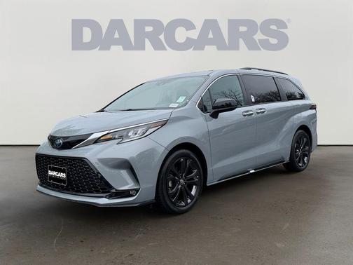 2024 Toyota Sienna XSE 7 Passenger