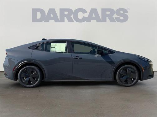 01m2 2026 Toyota Prius LE