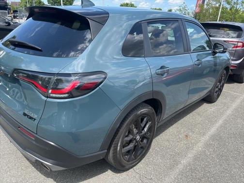 2024 Honda HR-V 2WD Sport