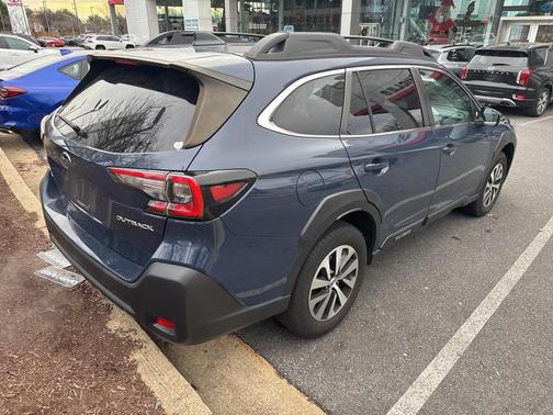 2023 Subaru Outback Premium
