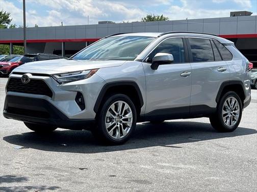 2023 Toyota RAV4 XLE Premium