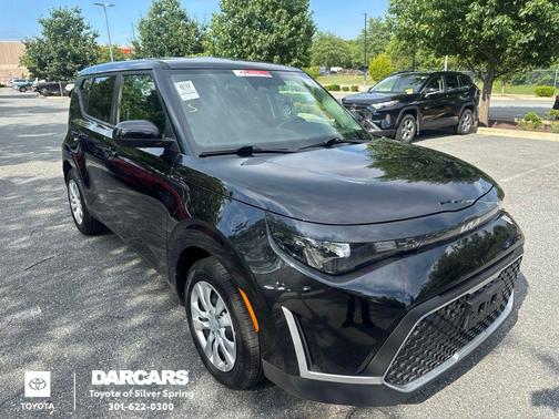 Fusion Black 2025 Kia Soul LX