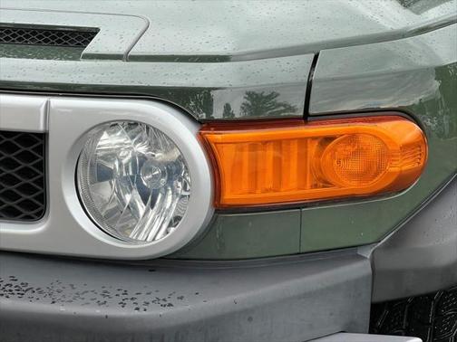 2014 Toyota FJ Cruiser Base