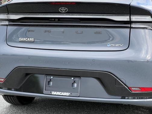 2025 Toyota Prius L