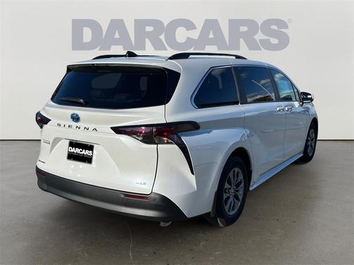 2025 Toyota Sienna XLE 7 Passenger