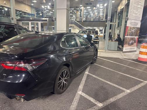 2024 Toyota Camry SE