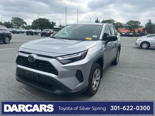 2024 Toyota RAV4 LE