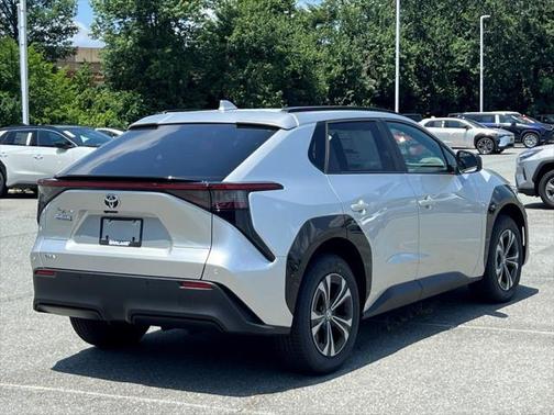 2025 Toyota bZ4X XLE