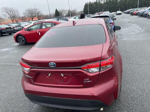 2025 Toyota Corolla Hybrid LE