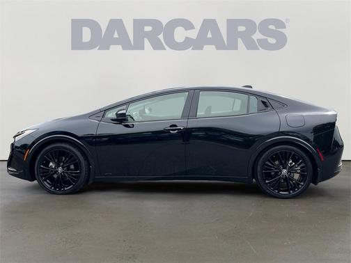 2025 Toyota Prius L