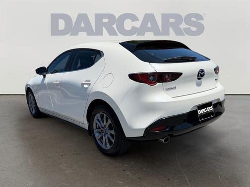 Snowflake White Pearl Mica 2022 Mazda Mazda3 FWD