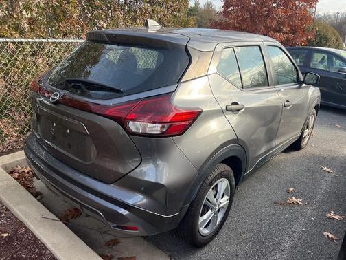 2023 Nissan Kicks S