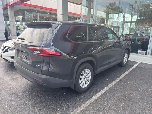 Midnight Black Metallic 2025 Toyota Grand Highlander XLE