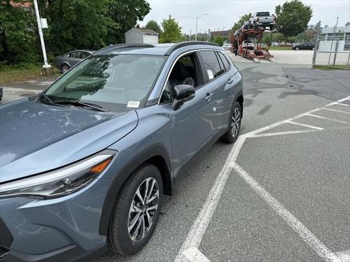 2025 Toyota Corolla Cross XLE