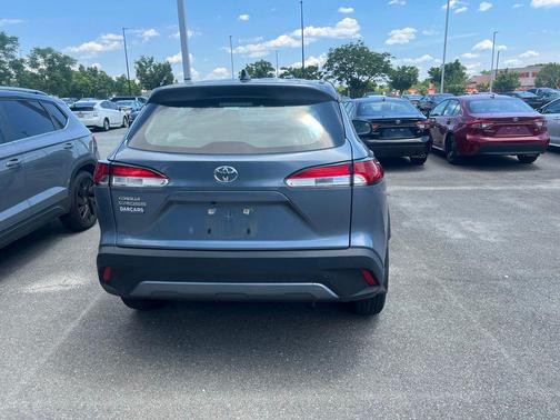 Celestite 2024 Toyota Corolla Cross L