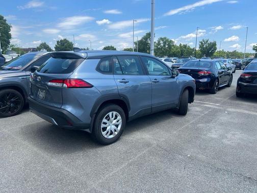 Celestite 2024 Toyota Corolla Cross L