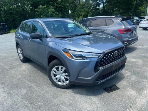 Celestite 2024 Toyota Corolla Cross L
